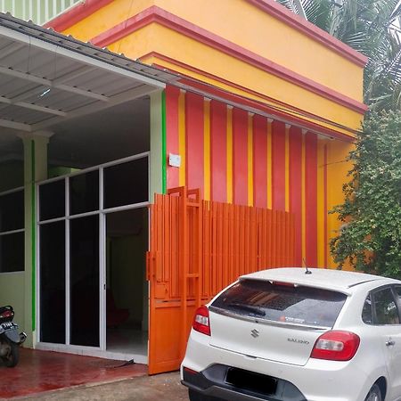 Hotel Reddoorz Syariah At Shakira Alesha Enggal Bandar Lampung Zewnętrze zdjęcie