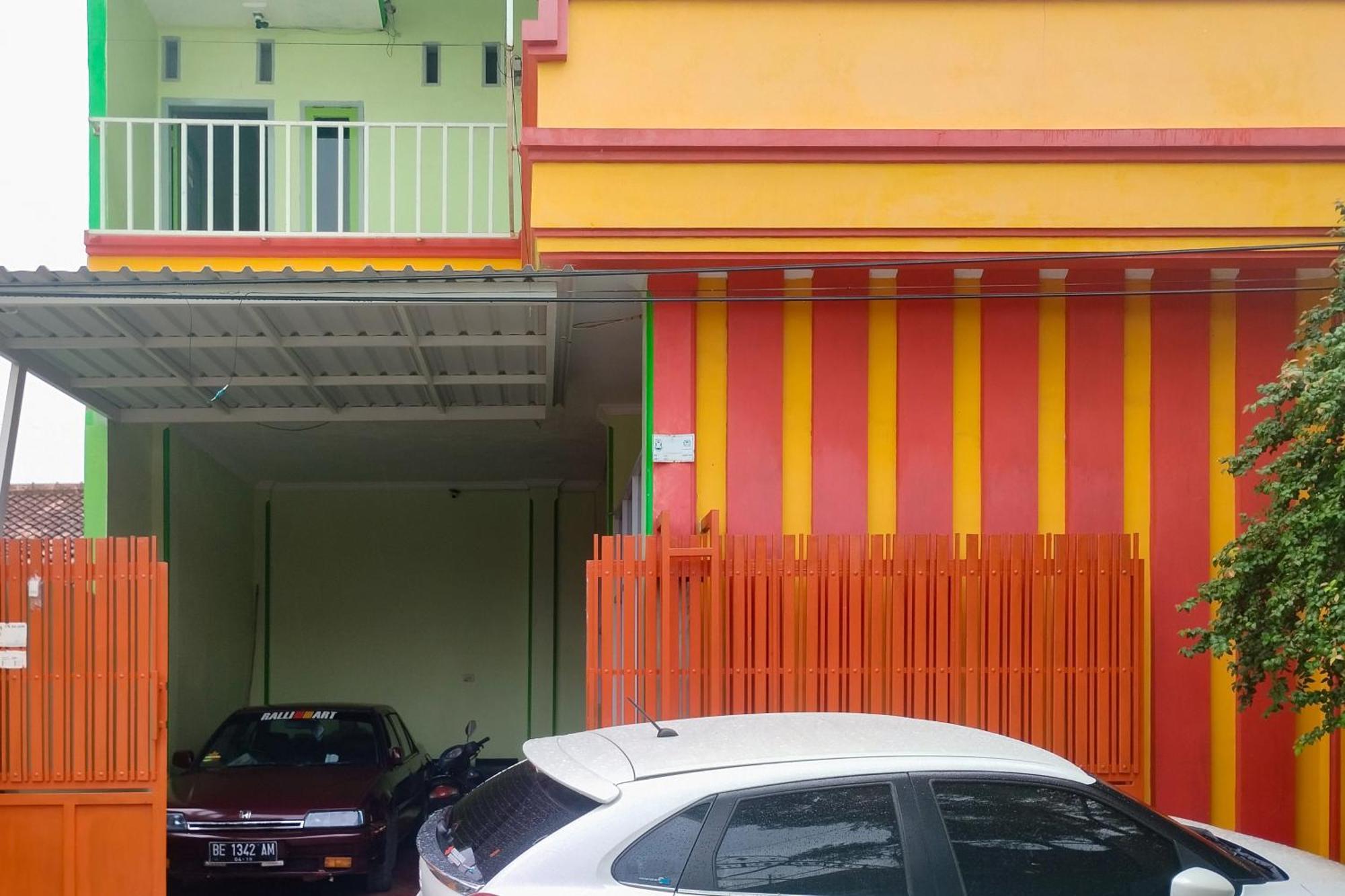 Hotel Reddoorz Syariah At Shakira Alesha Enggal Bandar Lampung Zewnętrze zdjęcie